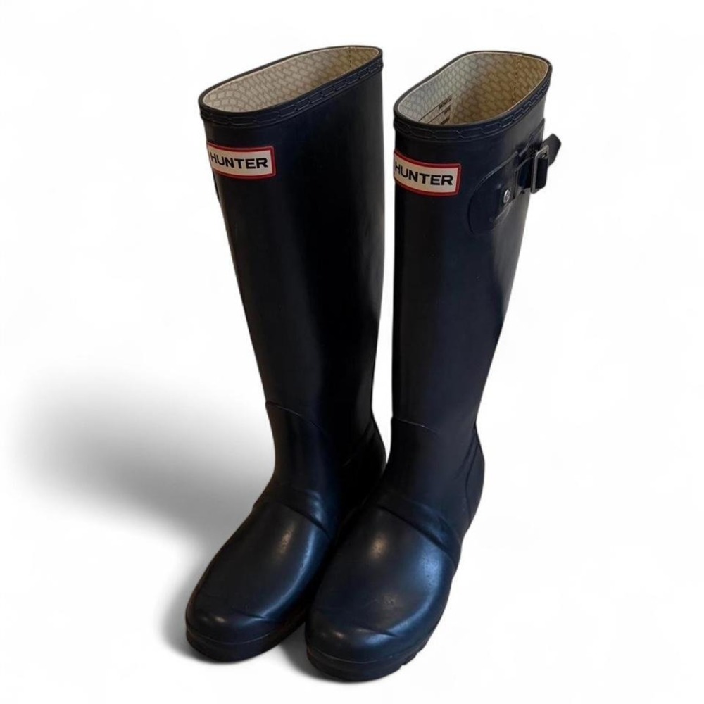 Hunter Dark Navy rain boots Size US 6